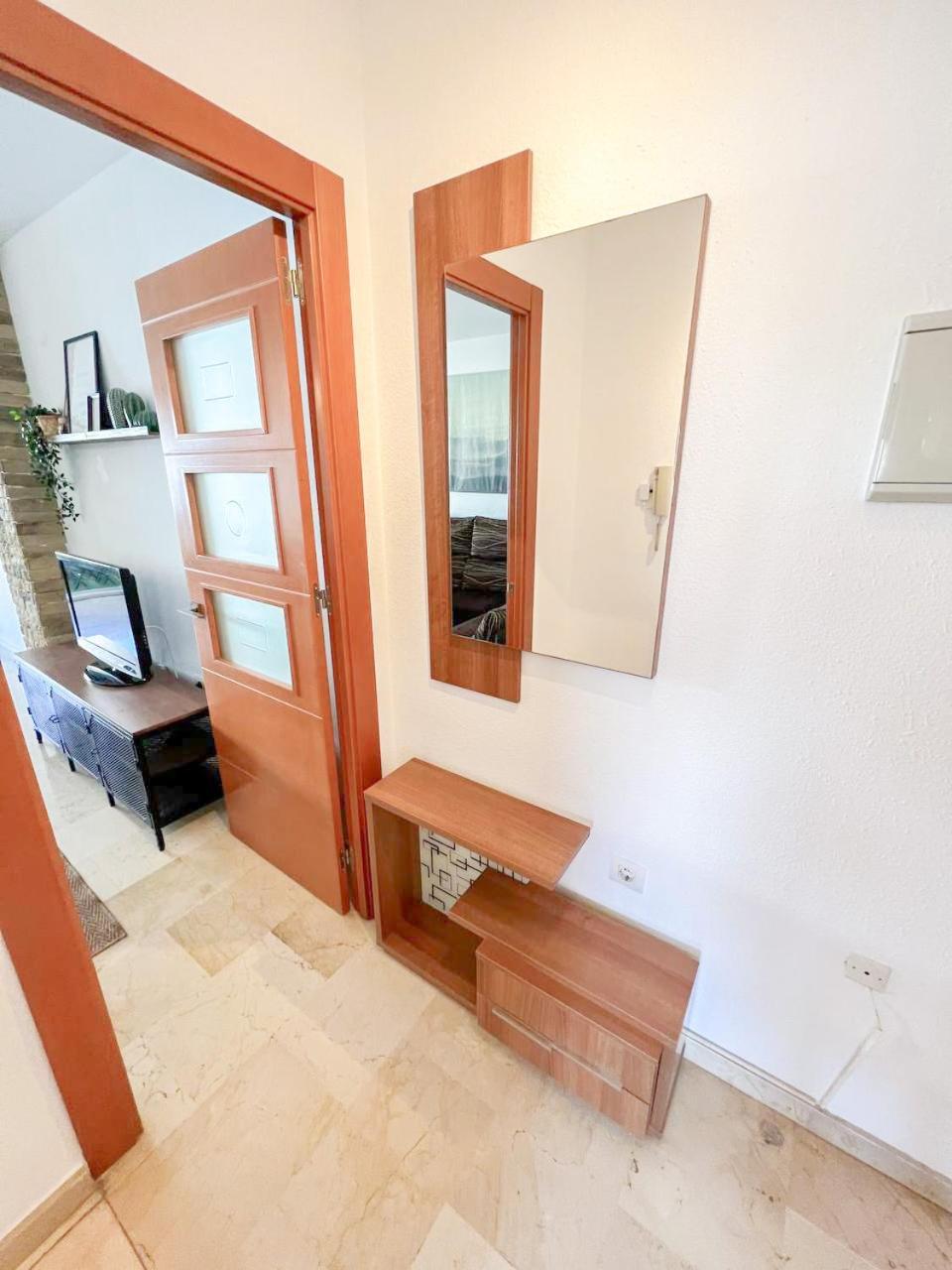 Large & Cozy Centrally Apartment Torremolinos Luaran gambar