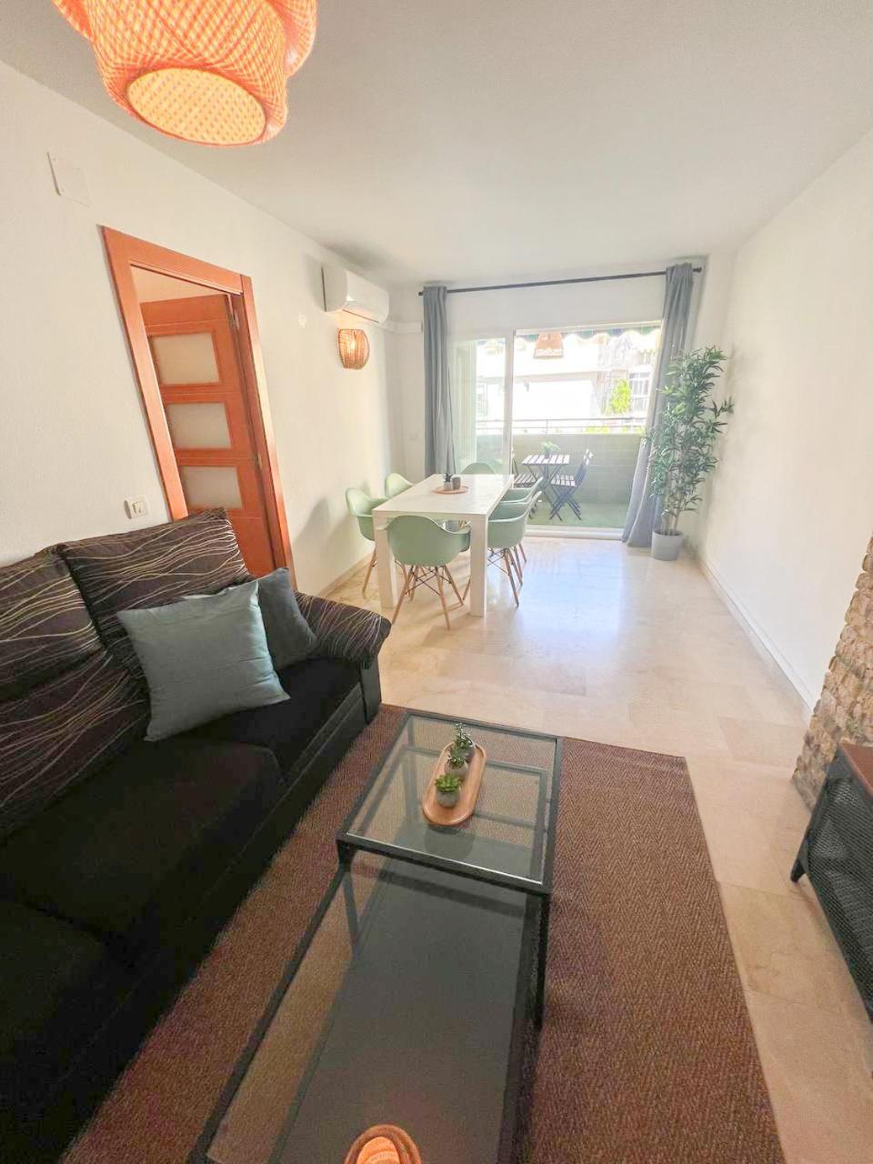 Large & Cozy Centrally Apartment Torremolinos Luaran gambar