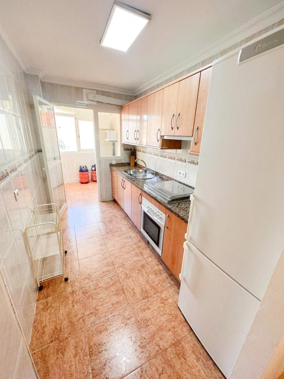 Large & Cozy Centrally Apartment Torremolinos Luaran gambar