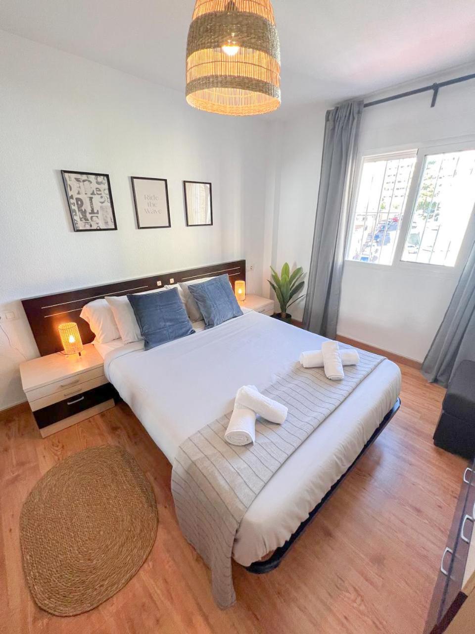 Large & Cozy Centrally Apartment Torremolinos Luaran gambar
